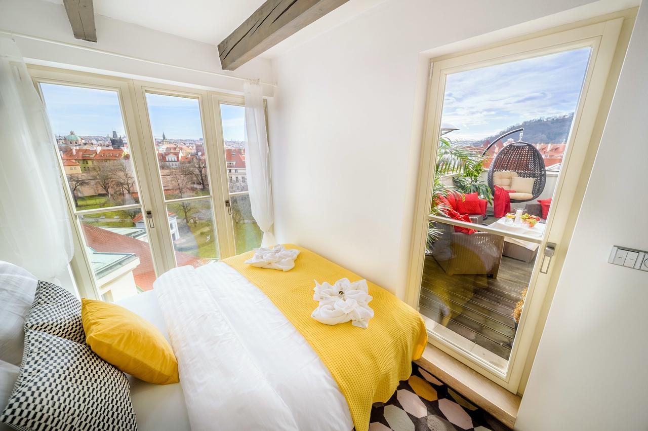 President Apt By Prague Castle, Views Екстер'єр фото