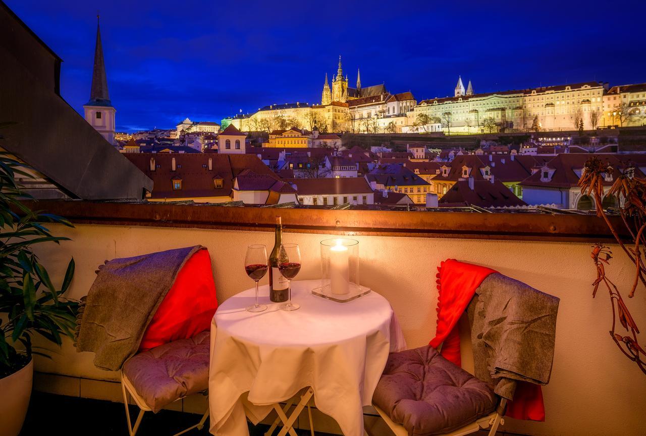 President Apt By Prague Castle, Views Екстер'єр фото