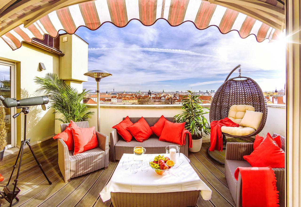 President Apt By Prague Castle, Views Екстер'єр фото